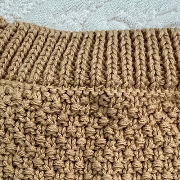 Double Zero Camel Cable Knit Sweater Vest - Picture 9 of 9